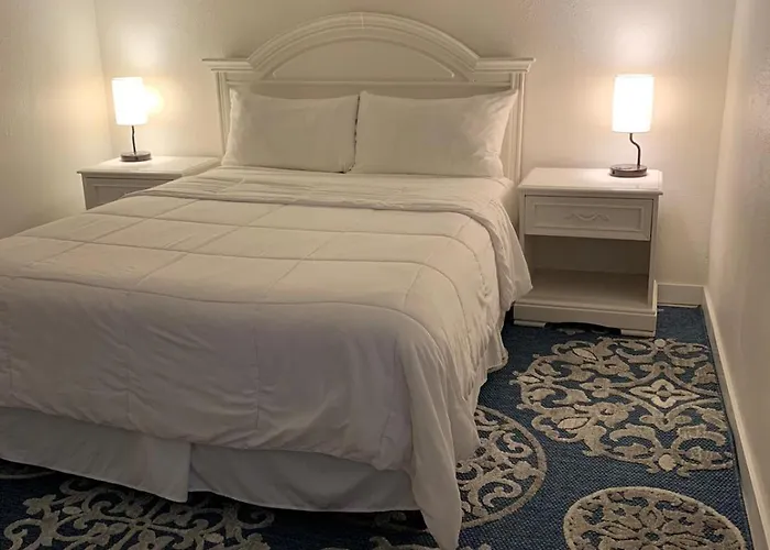 Pacific Grove Inn