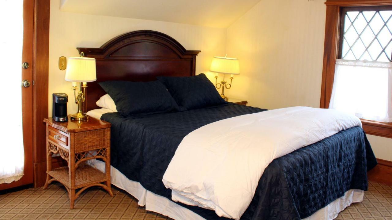 Gasthof Pacific Grove Inn 3*