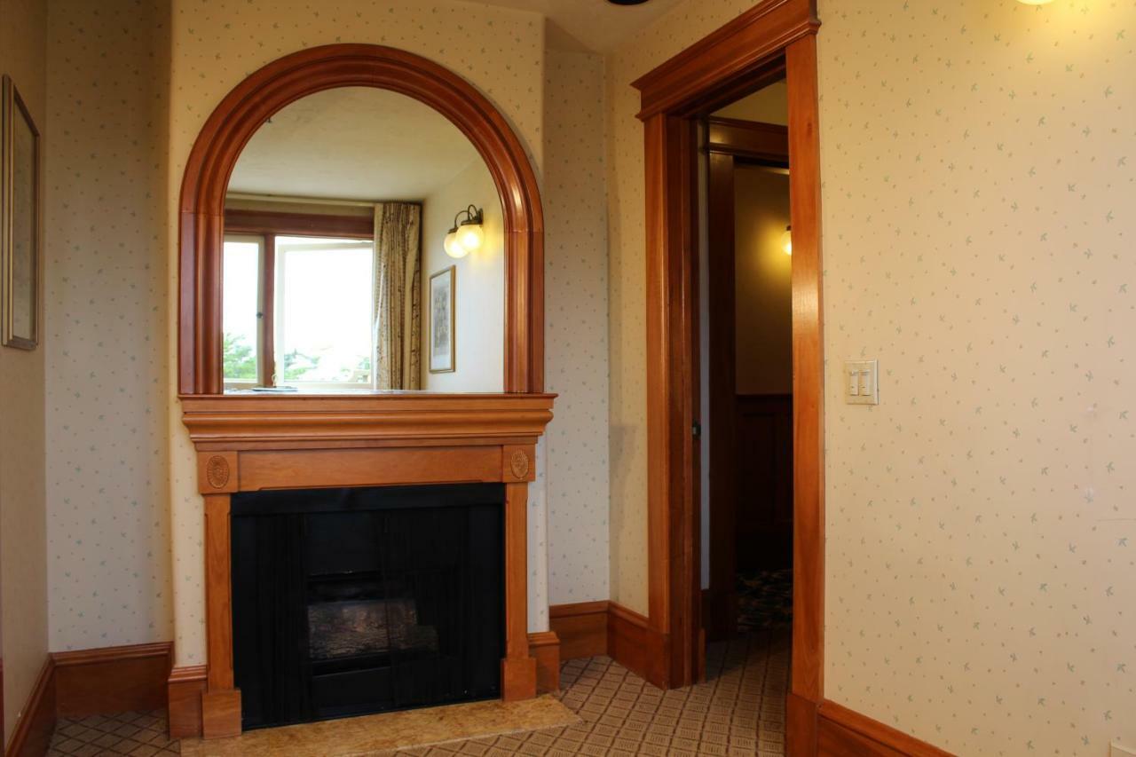 Pacific Grove Inn 3*