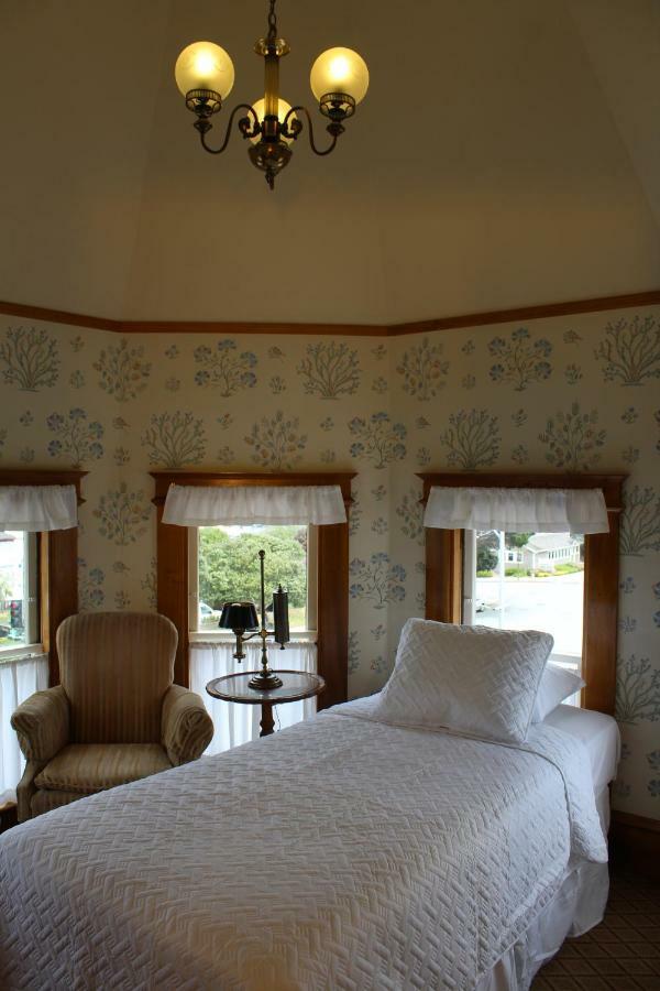 Pacific Grove Inn Pacific Grove