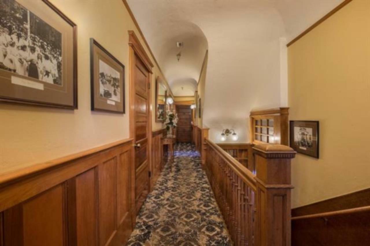 Gasthof Pacific Grove Inn 3*